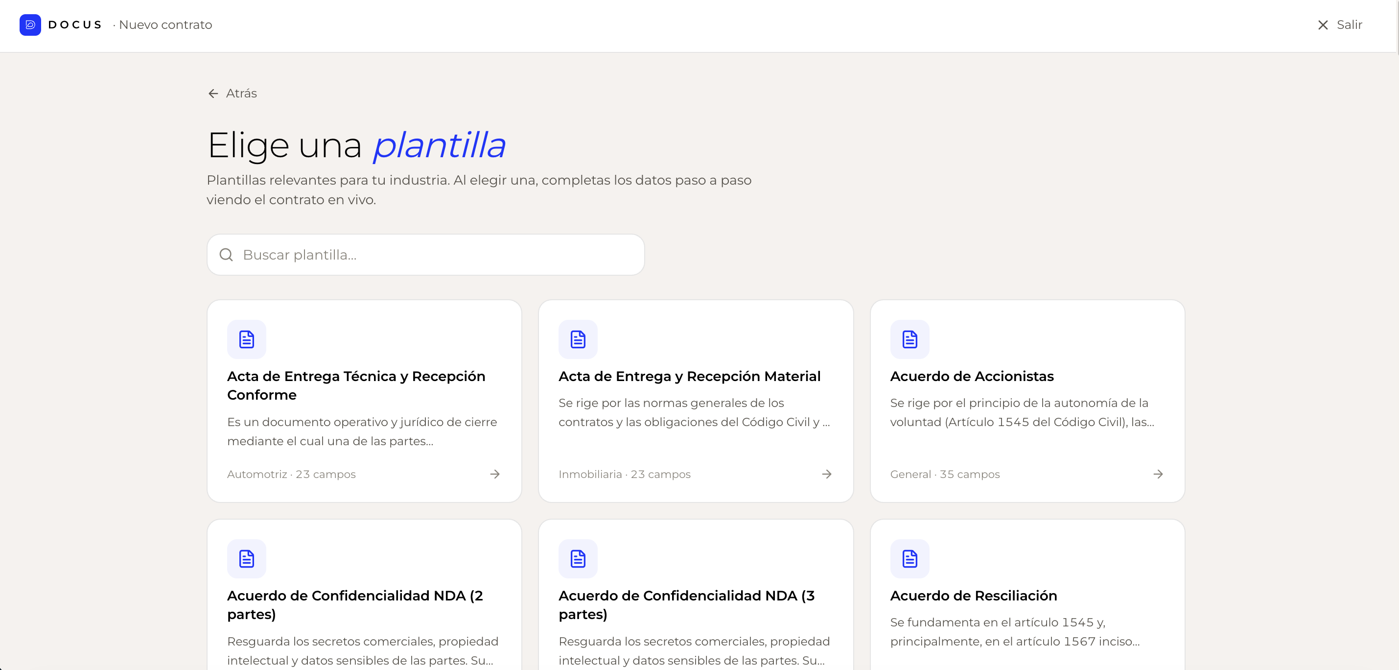 Elige una plantilla de contrato relevante para tu industria